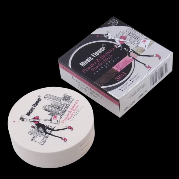 3 in 1 Powder, bronzer and blush set.NWT - Picture 2 of 4